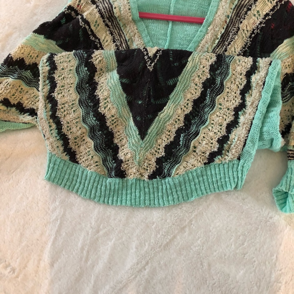 Sweater - Picture 2 of 6